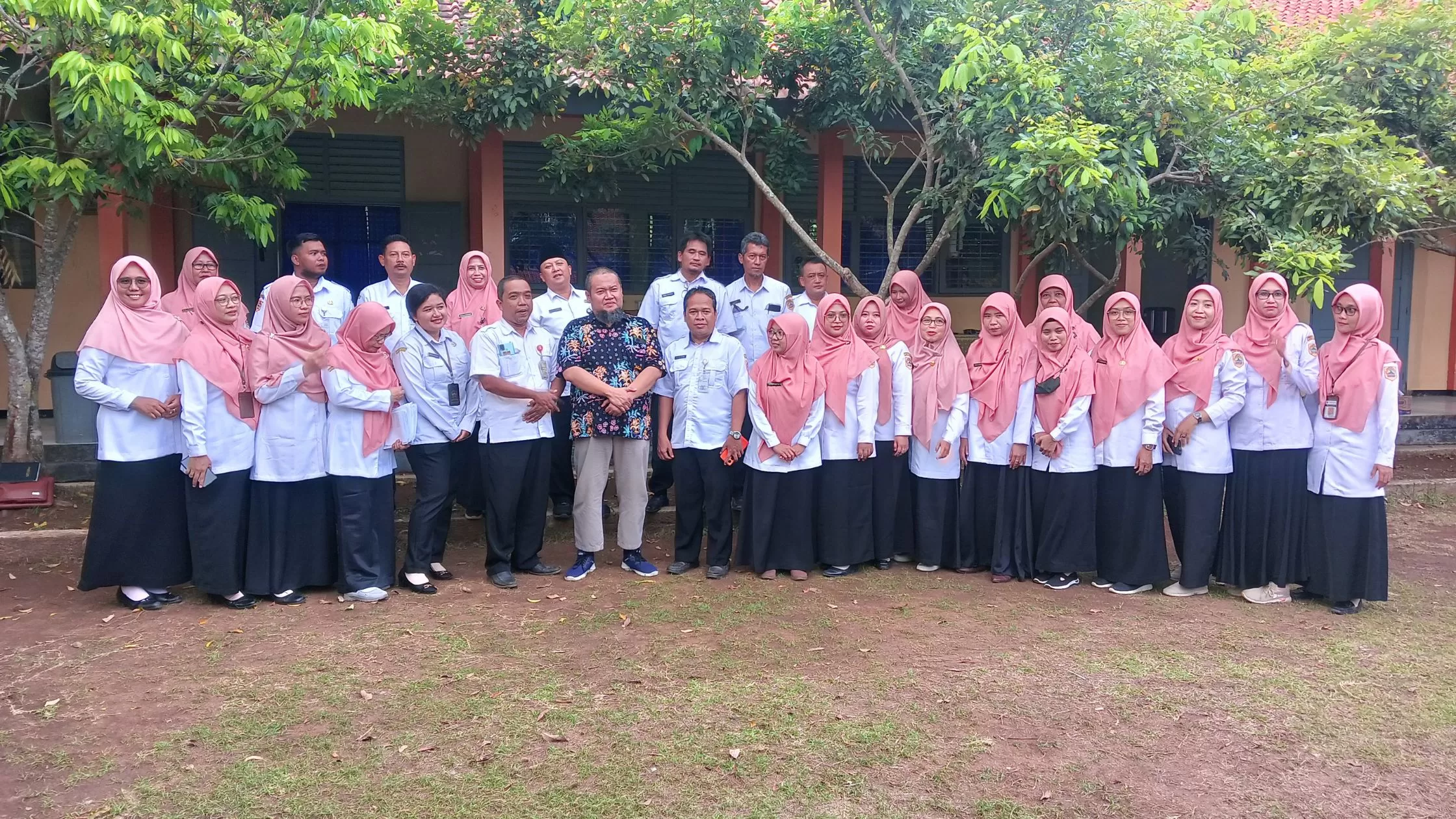 Universitas BSI Beri Seminar Tentang CyberBullying di SMA Negeri 1 Rawalo