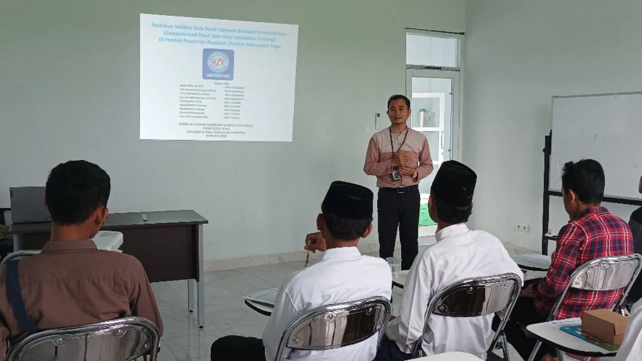 Dosen UBSI Tegal Gelar Pelatihan Komputerisasi untuk Santri di Ponpes Riyadush Solihin