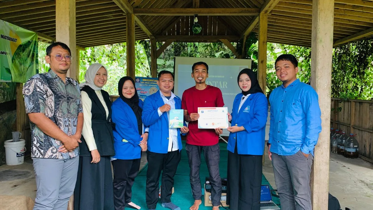 SIPINTAR, Inovasi Mahasiswa UBSI untuk Kebun Senggani