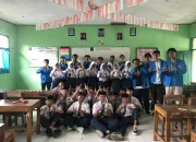 Pengabdian Masyarakat di MTS Ma’arif NU 1 Gumelar Tanamkan Nilai Empati dan Simpati