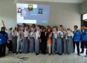Mahasiswa Universitas BSI Kampus Purwokerto Sukses Gelar Pelatihan Business Intelligence di SMK Politeknik YP3I Banyumas