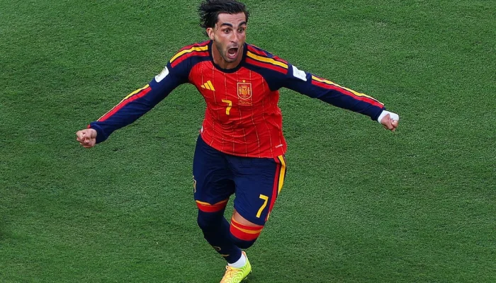 Ferran Torres merayakan gol kemenangan Spanyol pada final Piala Dunia FIFA 2026