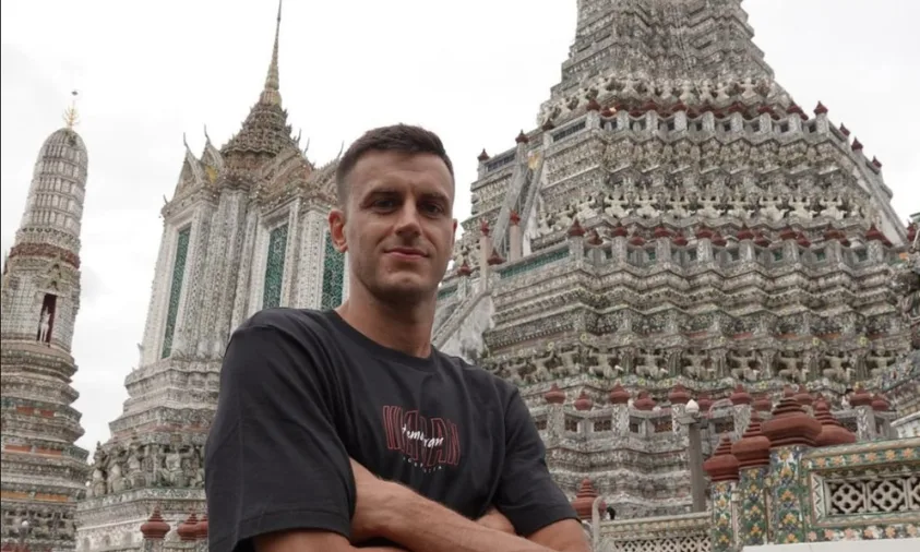 Alexander Jeremejeff Persija resmi bergabung dengan Persija Jakarta