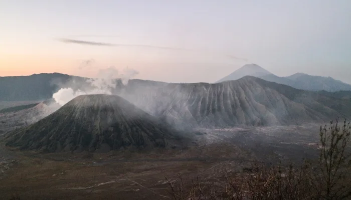Gunung Bromo Dibuka Lagi Setelah Kebakaran, Ini Aturan Baru untuk Wisatawan