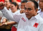 Masih di Kapal Prabowo tapi Pegang Sekoci, PDIP: Manuver Projo Sein Kanan Belok Kiri!
