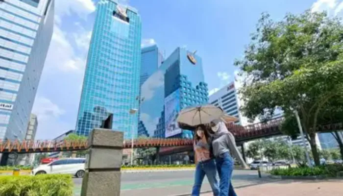 Jakarta Panas Banget tapi Gagal Bikin Hujan Buatan? Ternyata Ini Faktanya